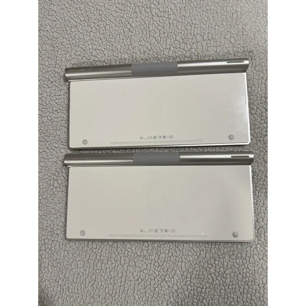 Apple A1314 Wireless Keyboard - 2 PC Tested And Working